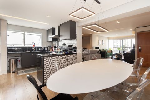 Image 3 - 923769