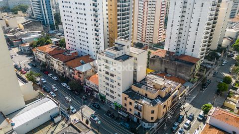 Image 17 - 923778