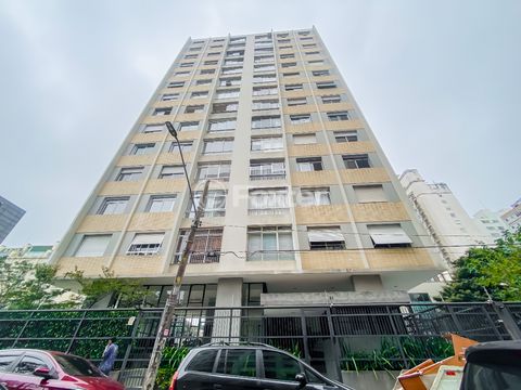 Image 12 - 923814