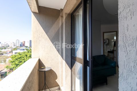 Image 4 - 923816