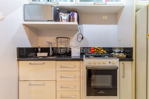 Image 10 - 923822