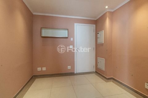 Image 3 - 923833