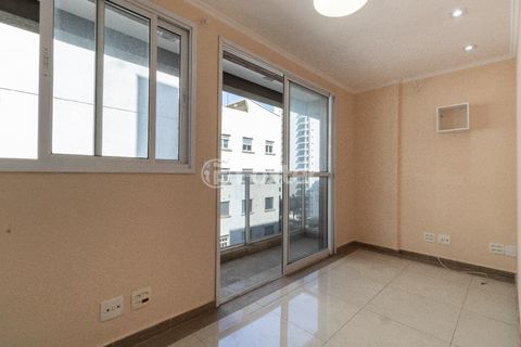 Image 9 - 923833