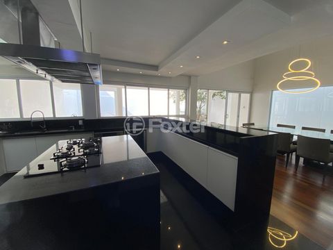 Image 7 - 923843