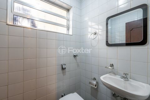 Image 5 - 923854