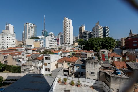 Image 7 - 923859