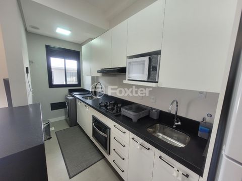 Image 3 - 923862