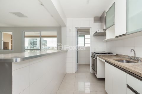 Image 6 - 923899