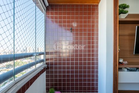 Image 10 - 923903