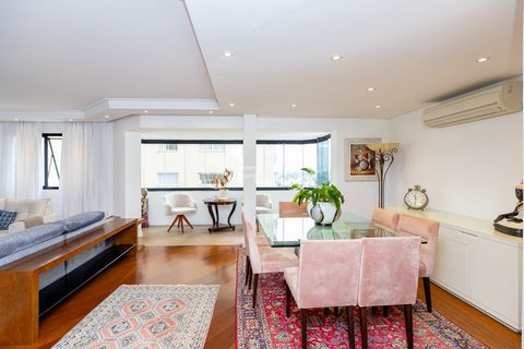 Image 4 - 923905