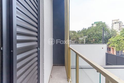 Image 19 - 923919