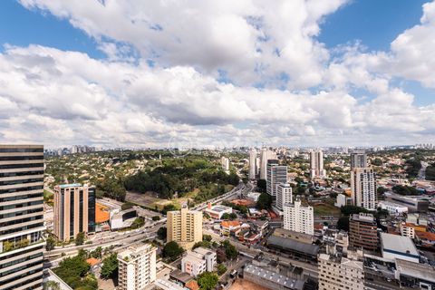 Image 13 - 923936