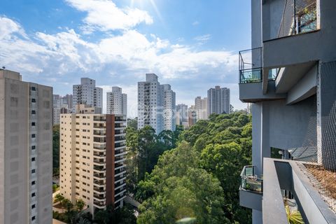 Image 7 - 923943