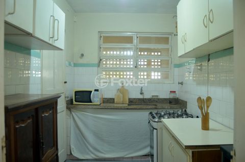 Image 15 - 923951