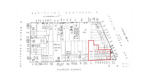 Image 11 - 923953