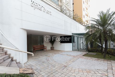 Image 3 - 923966