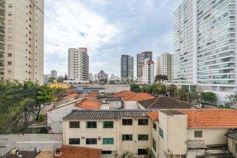 Image 7 - 923974