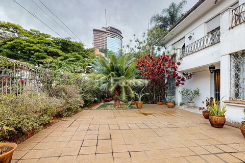 Image 19 - 924013