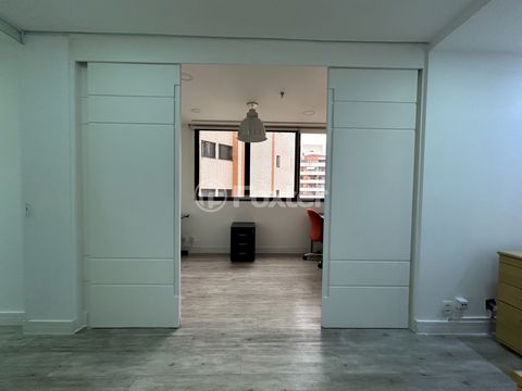 Image 3 - 924023