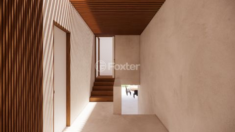 Image 15 - 924030