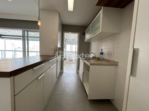 Image 3 - 924031