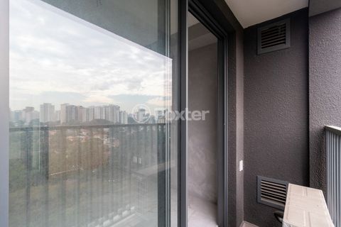 Image 7 - 924047