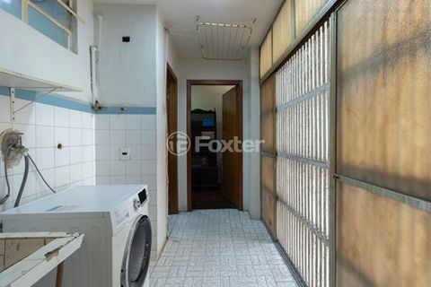 Image 7 - 924048