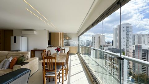 Image 10 - 924066