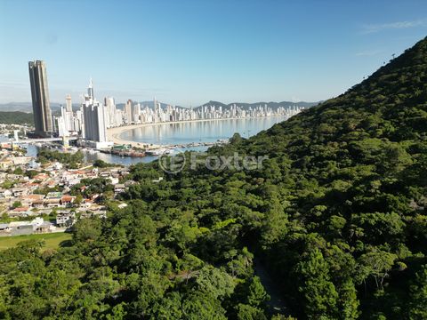 Image 1 - 924067