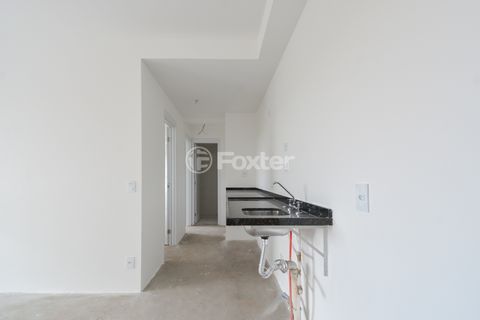 Image 5 - 924075