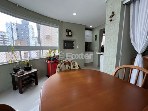 Image 5 - 924076