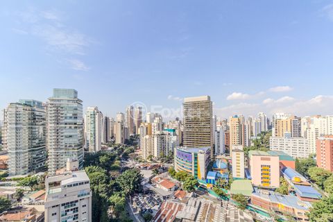Image 4 - 924092