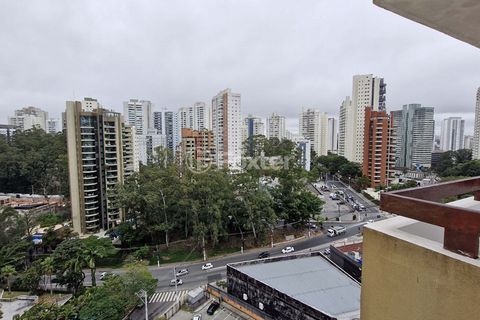 Image 14 - 924097