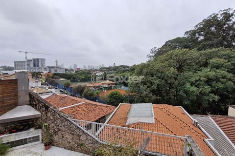 Image 8 - 924101