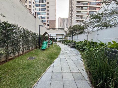 Image 10 - 924115