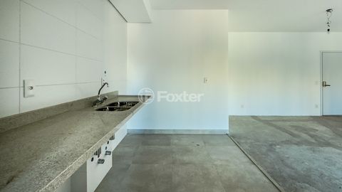 Image 7 - 924131
