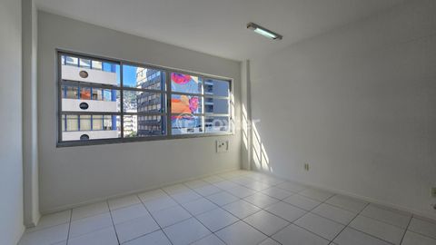 Image 4 - 924158