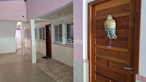 Image 9 - 924159