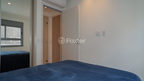 Image 17 - 924182