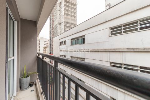 Image 11 - 924186