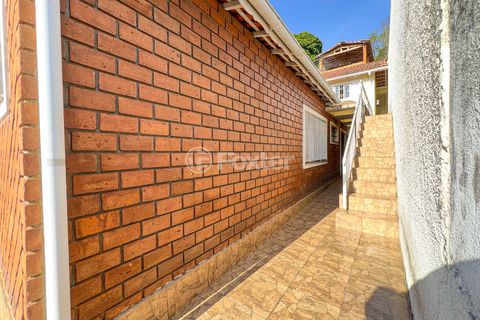 Image 9 - 924210