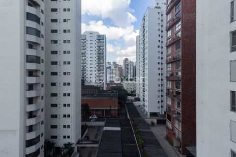 Image 13 - 924216