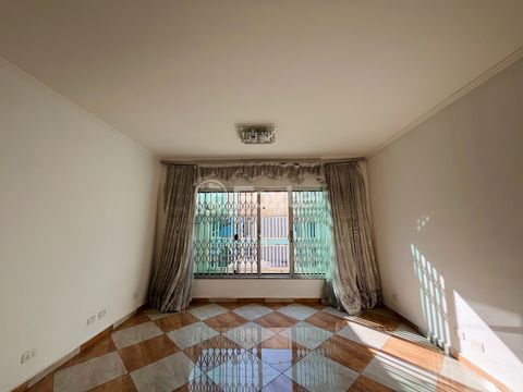 Image 11 - 924218