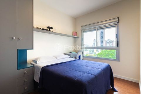 Image 4 - 924227