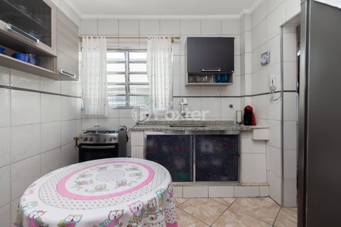 Image 3 - 924230