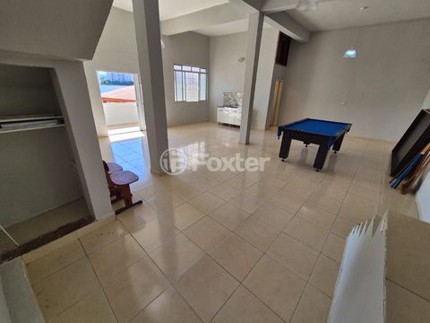 Image 7 - 924305