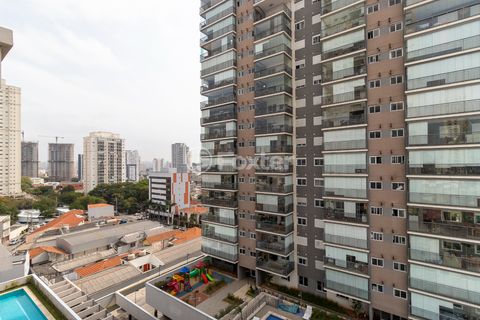 Image 12 - 924312