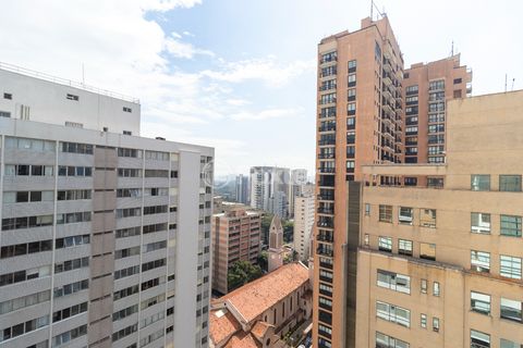 Image 9 - 924313