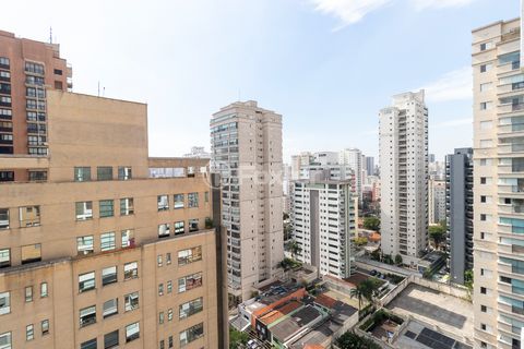 Image 11 - 924313