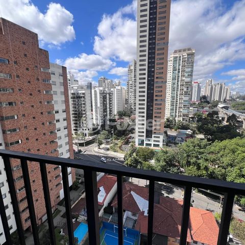Image 6 - 924327